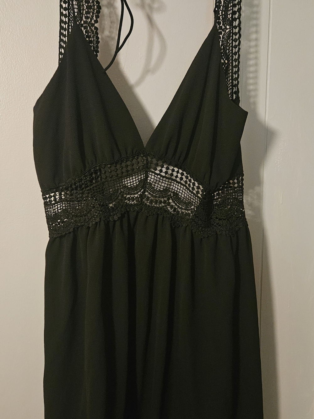 SHEIN Black Lace-Trim Slip Chemise